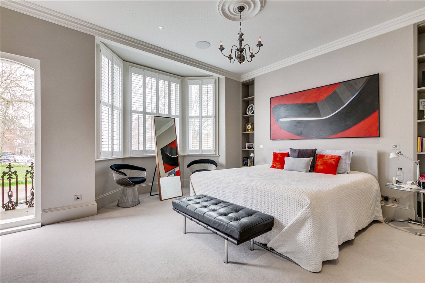 New Kings Road, Fulham/Parsons Green, London, SW6